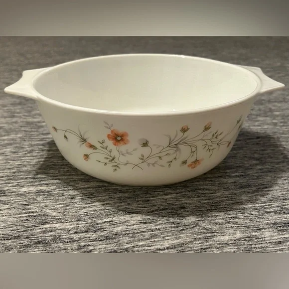 Vintage Pyrex Bowl - Picture 5 of 5